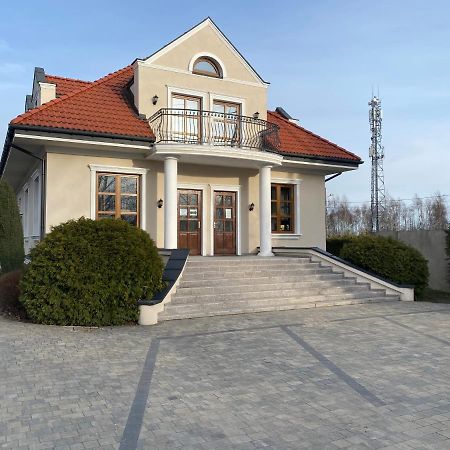 Zielony Dworek Çestohova Dış mekan fotoğraf