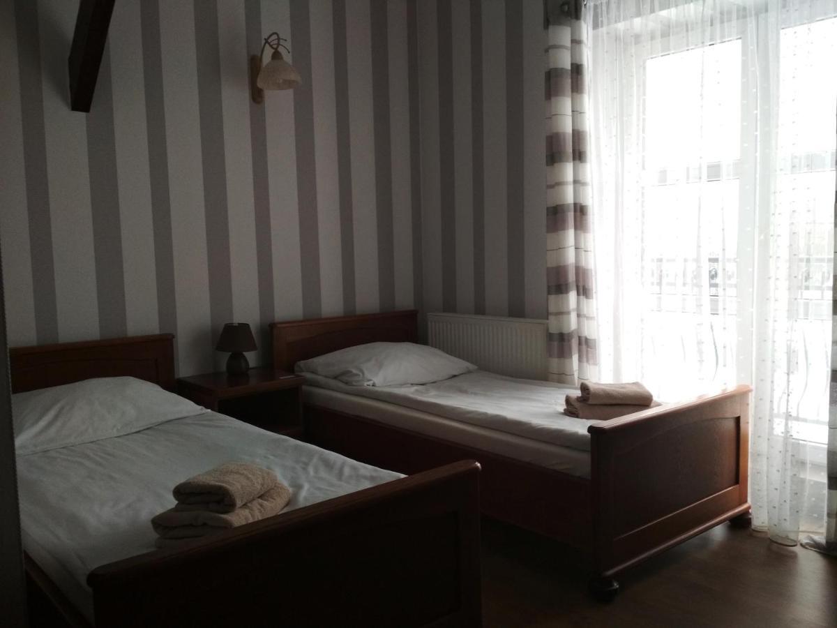 Zielony Dworek Çestohova Dış mekan fotoğraf